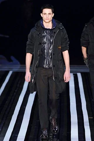 Look 25